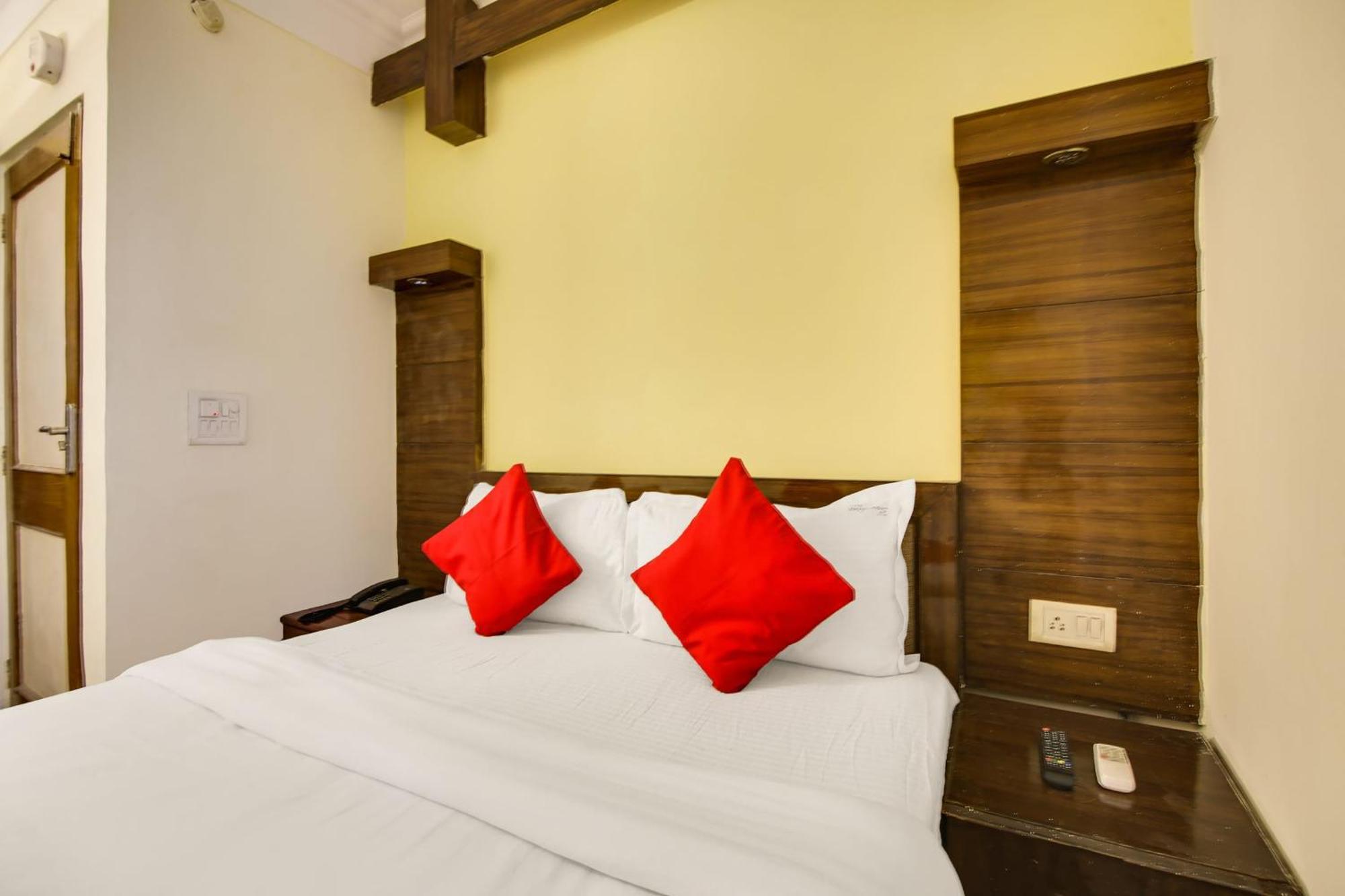 Hotel O Sunshine Palace Delhi  Esterno foto