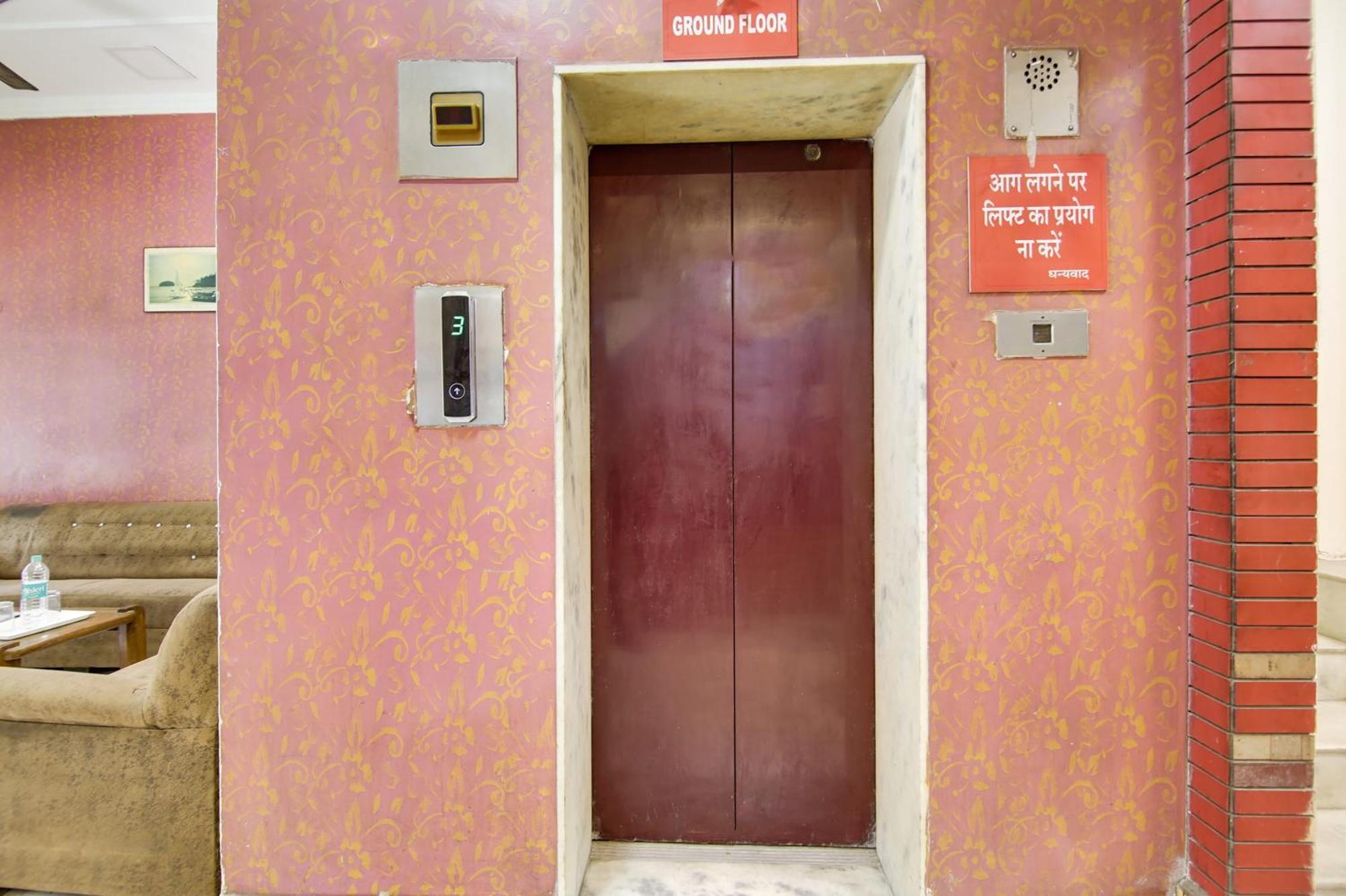 Hotel O Sunshine Palace Delhi  Esterno foto